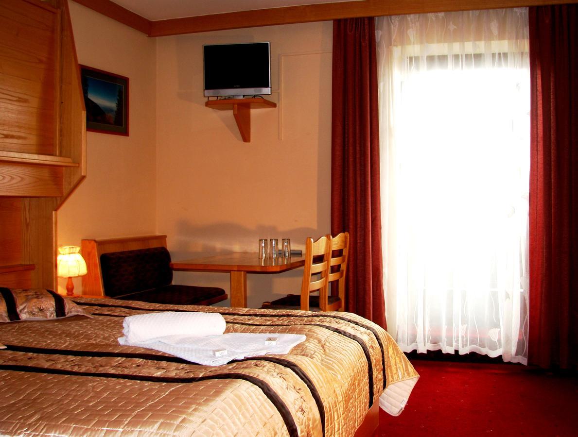 Hotel Alpinum Treffen Εξωτερικό φωτογραφία