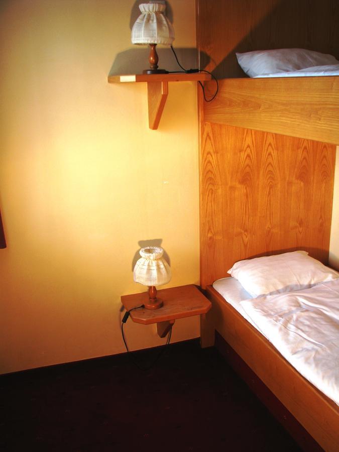 Hotel Alpinum Treffen Εξωτερικό φωτογραφία