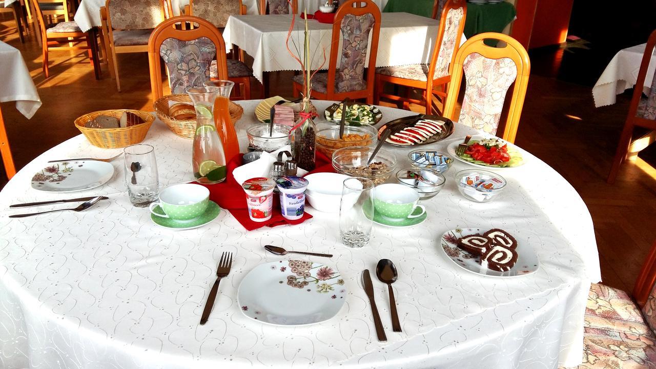 Hotel Alpinum Treffen Εξωτερικό φωτογραφία